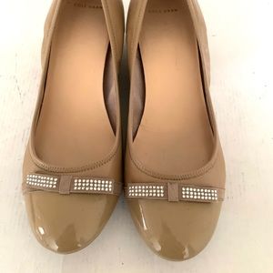 Cole Haan natural tan leather shoes Comfy Nike Air wedges rhinestoned bow US 11